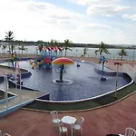 Bay Park Hotel Resort